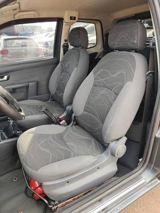 VOLKSWAGEN VOYAGE 1.0 12V MPI TOTALFLEX 4P MANUAL